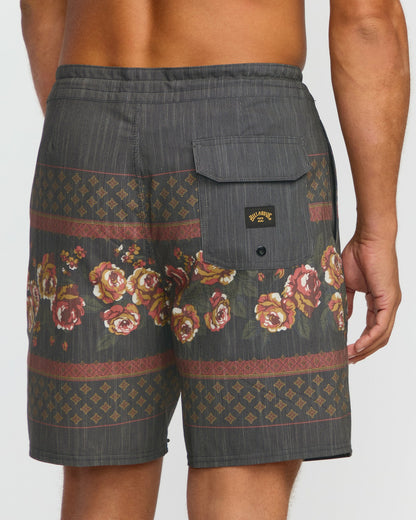 Billabong Men's Sundays Lo Tide 19\" Boardshorts - Black