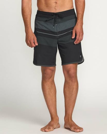 Billabong Men's 73 Pro Performance 18\" Boardshorts - Black