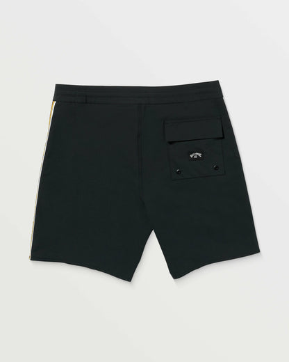 Billabong Men's Wategos Lo Tide 19\" Boardshorts - Black