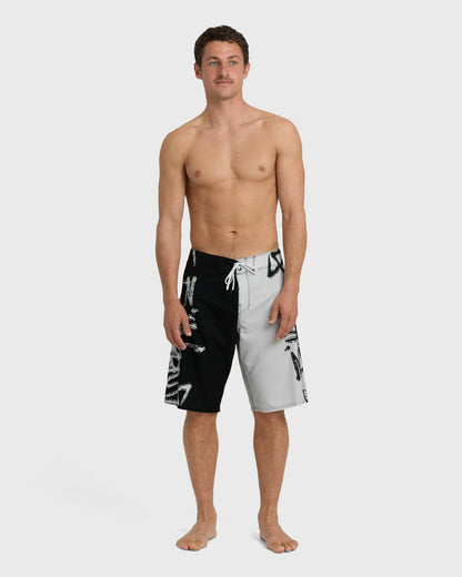 Billabong Men's Inverted Pro 22\" Boardshorts - Black\/White