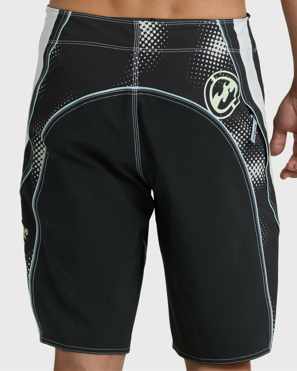 Billabong Men's Fluid 2k Pro 21\" Boardshorts - Black\/White - Black