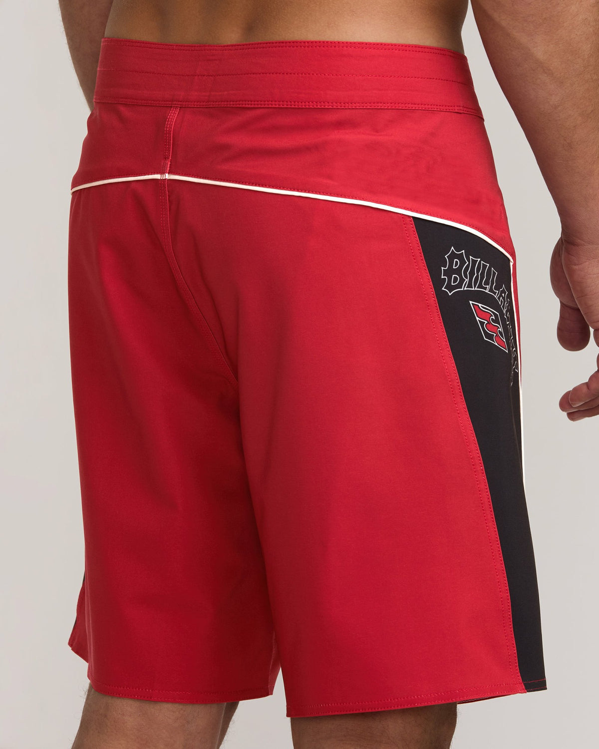 Billabong Men's Straddie Pro Performance 20\" Boardshorts - Scarlet
