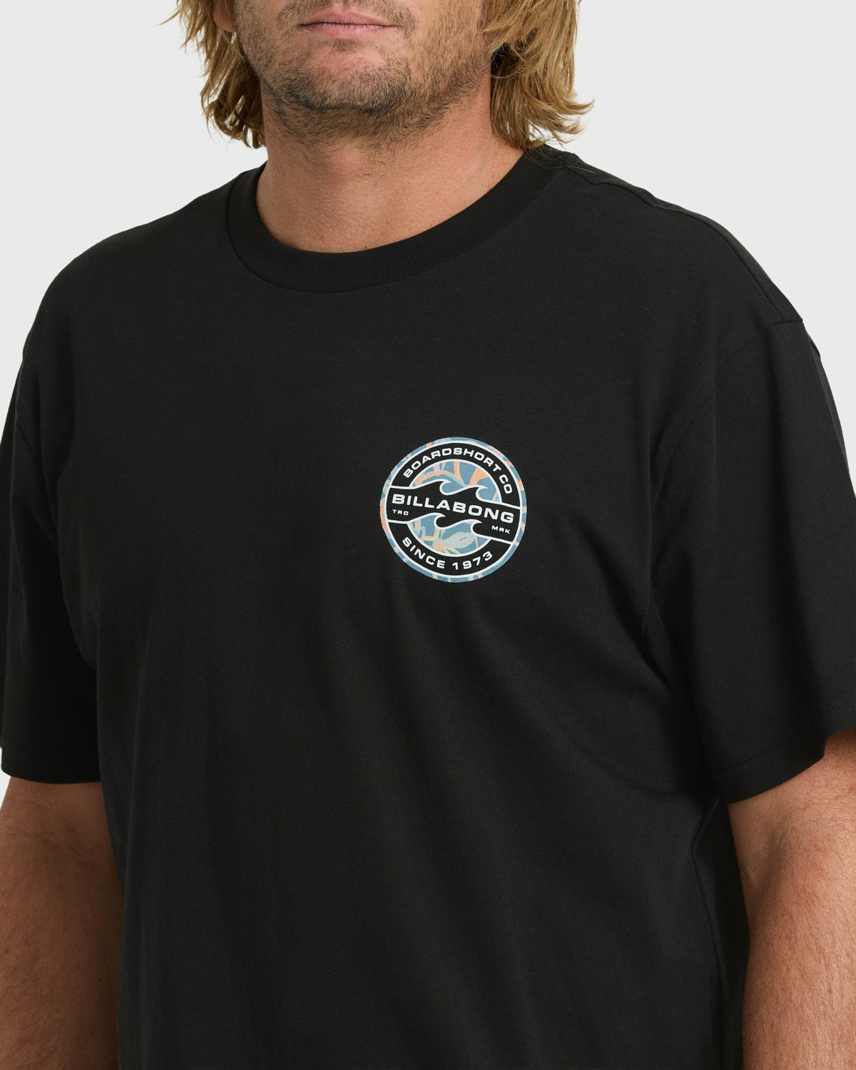 Billabong Men's Hollow Premium Short Sleeve Knit T-Shirt - Black