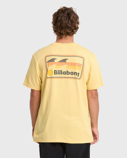 Billabong Men's Runner Premium Short Sleeve Cotton T-Shirt - Raffia
