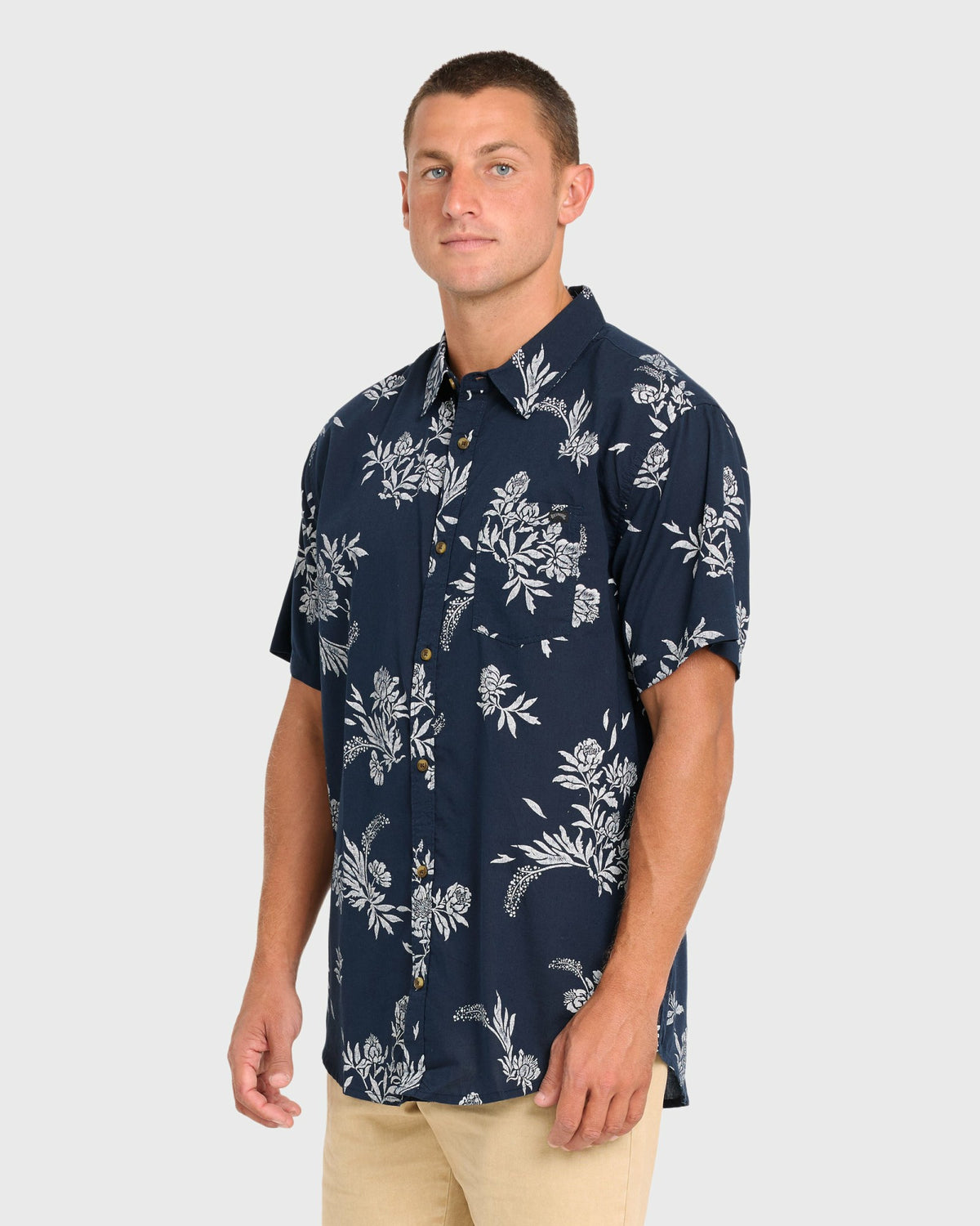 Billabong Men's Sundays Short Sleeve Woven Shirt - True Navy