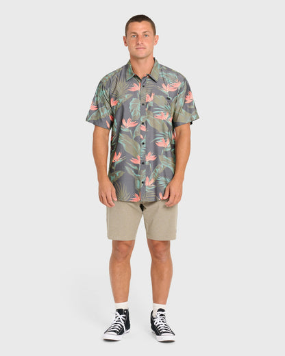 Billabong Men's Sundays Lounge Short Sleeve Woven Shirt - Phantom