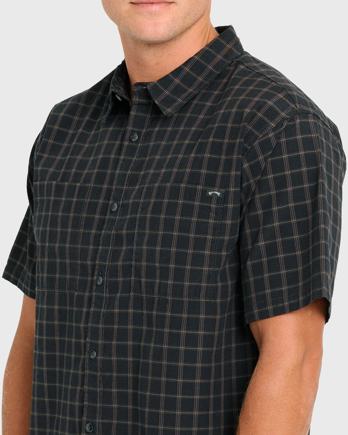 Billabong Men's Vista Short Sleeve Woven Shirt - Phantom