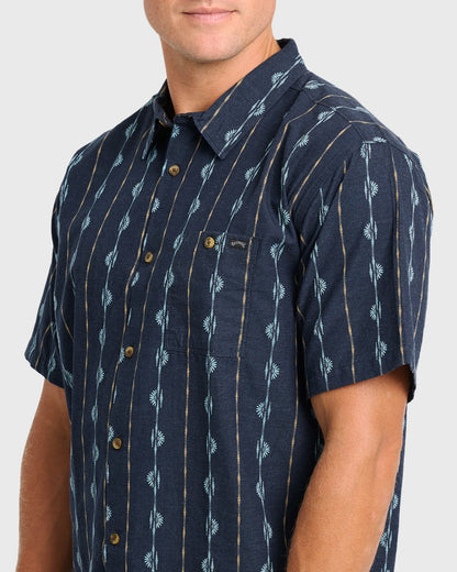 Billabong Men's Sundays Jacquard Short Sleeve Woven Shirt - Real Teal