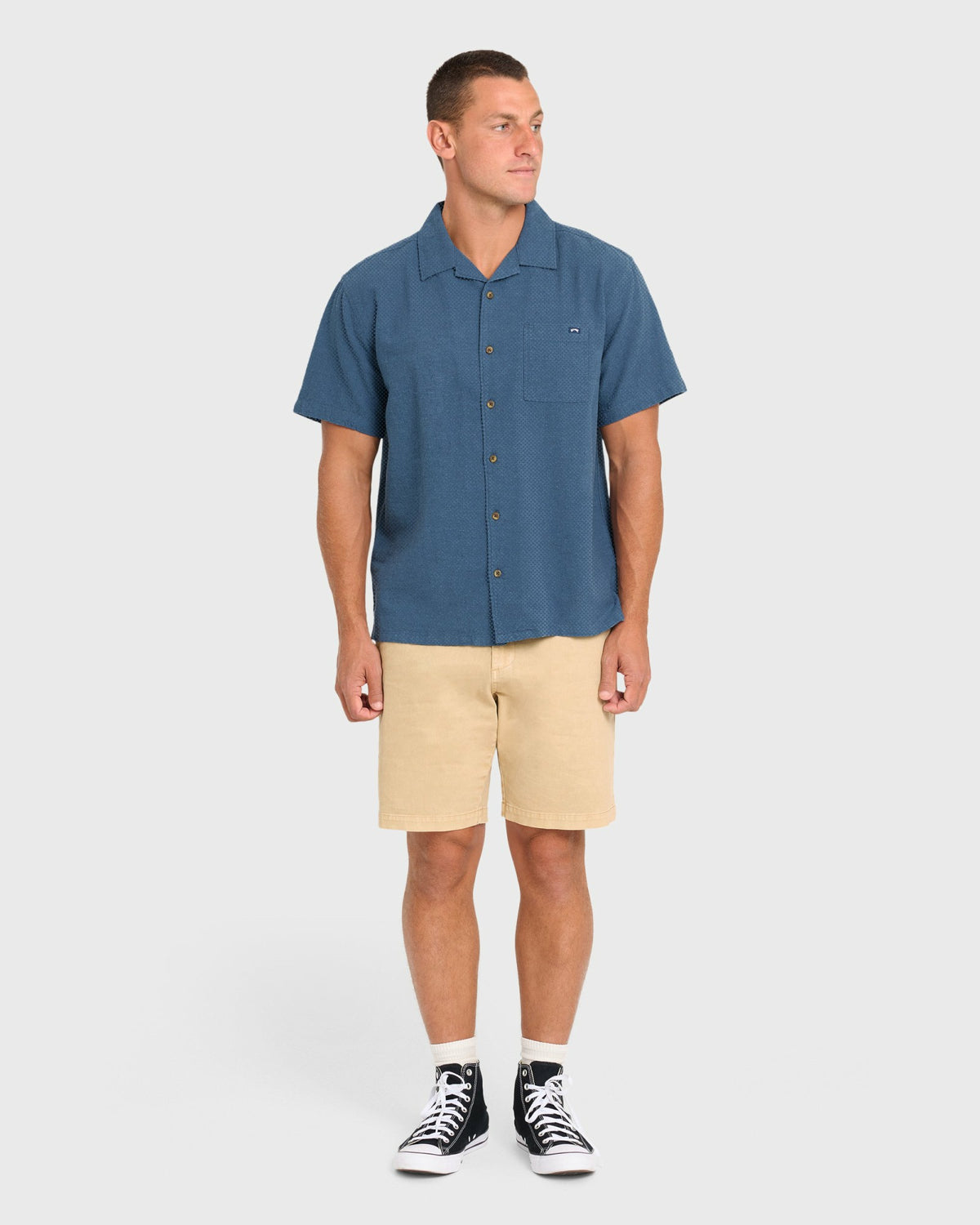 Billabong Men's Victoria Vacay Short Sleeve Woven Shirt - China Blue