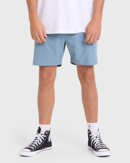 Billabong Men's Crossfire Submersible 17\" Amphibian Hybrid Shorts - Blue Fog