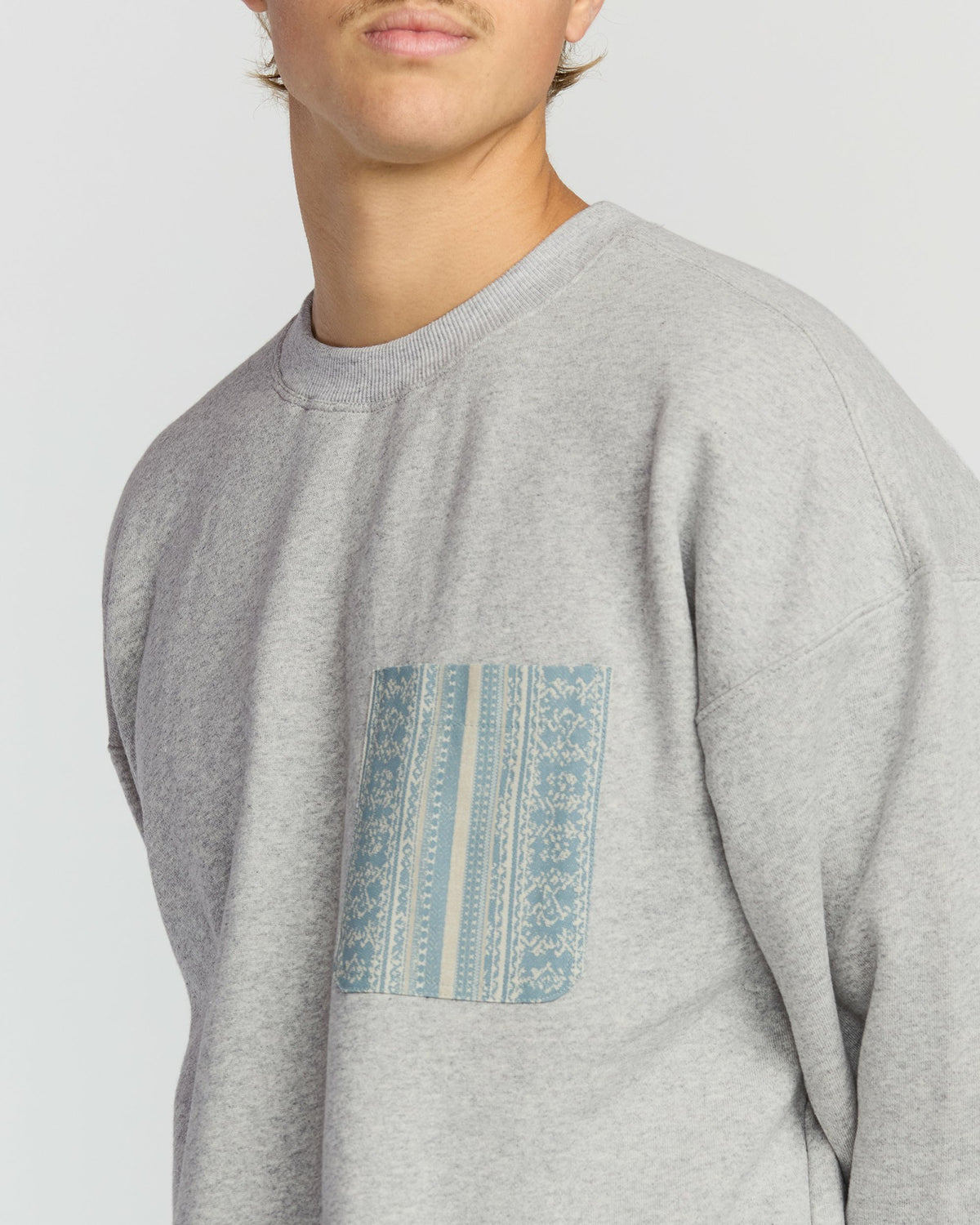 Billabong Men's Austin Garage Crew Sweatshirt - Lt Grey Htr