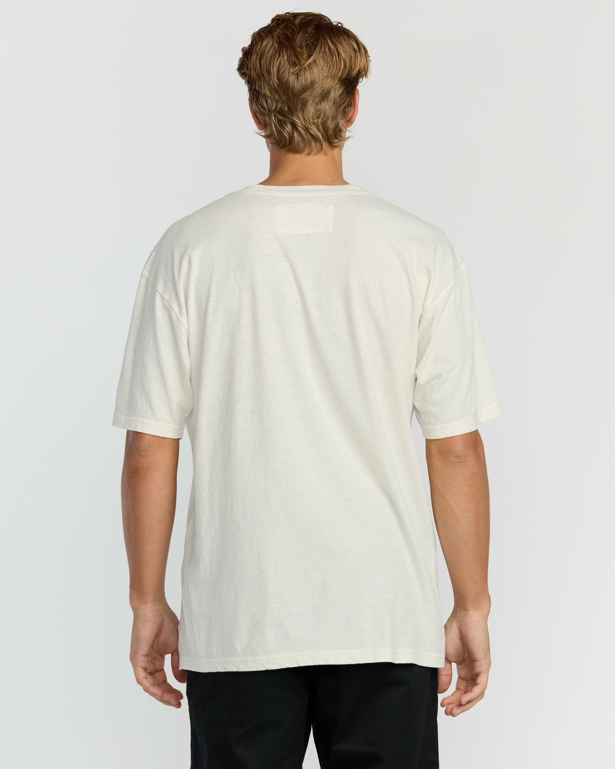 Billabong Men's The Label Garage Regular Short Sleeve T-Shirt - Off White