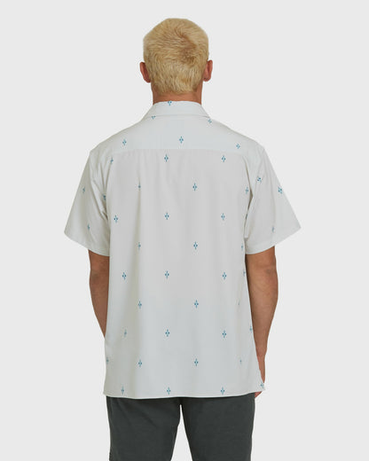 Billabong Men's A\/Div Surftrek Perforated Short Sleeve Woven Shirt - Oatmeal