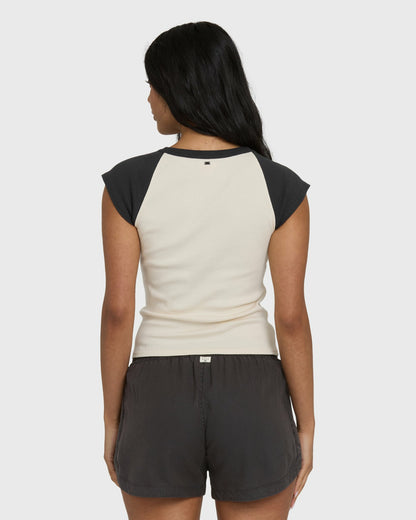 Billabong Women's Des Tropic Short Sleeve Raglan Top - White Cap