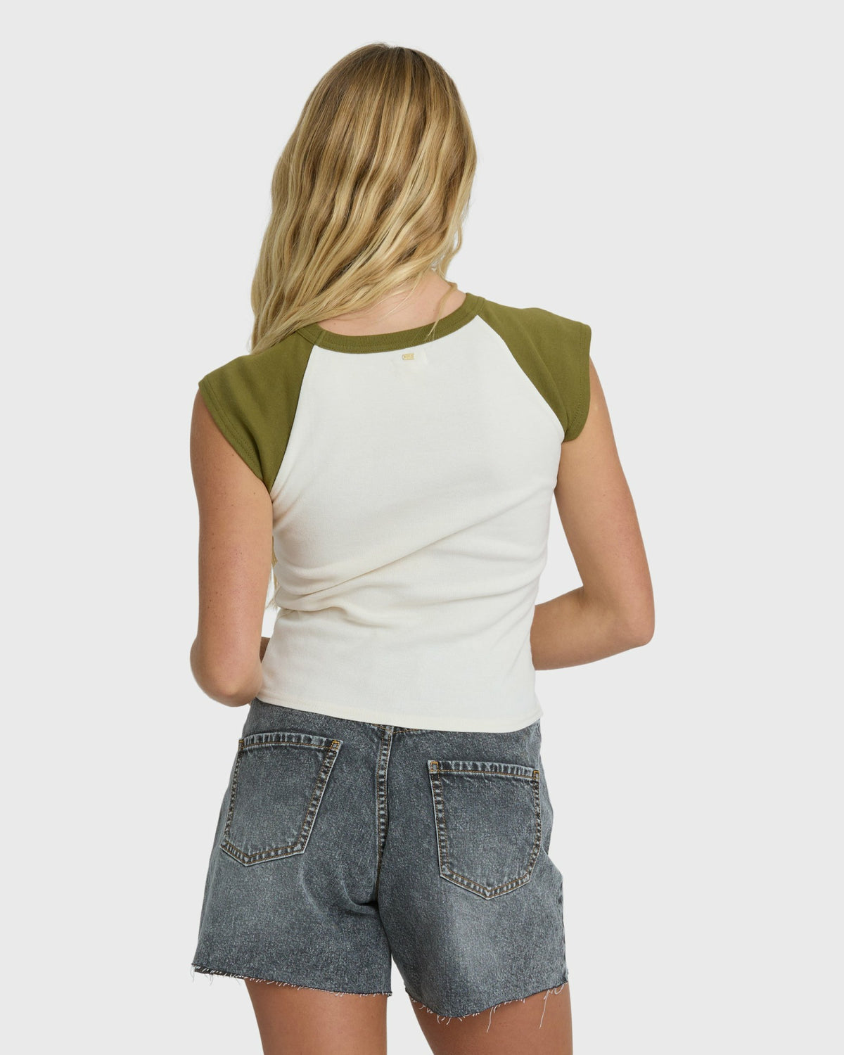 Billabong Women's Des Tropic Short Sleeve Raglan Top - Dark Olive