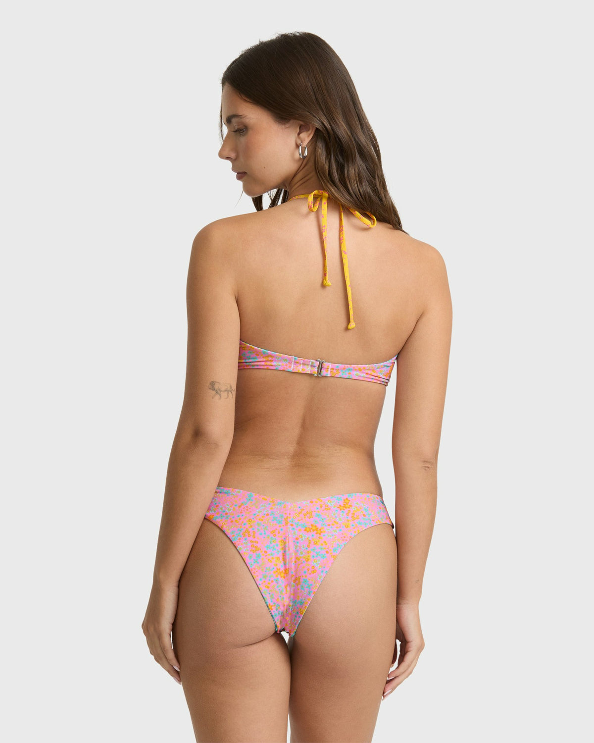 Billabong Women's Babe Alert Reversible Drew Bandeau Bikini Top - Agave