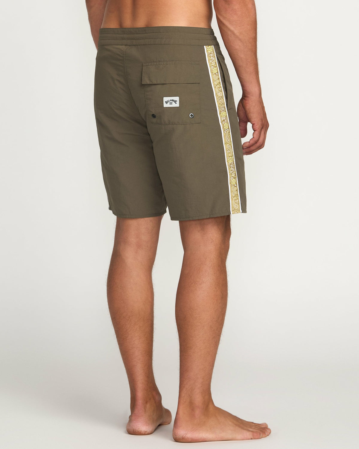 Billabong Men's Wategos Lo Tide 19\" Boardshorts - Brown