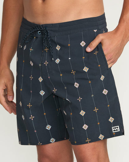 Billabong Men's Good Times Lo Tide 18\" Boardshorts - Navy