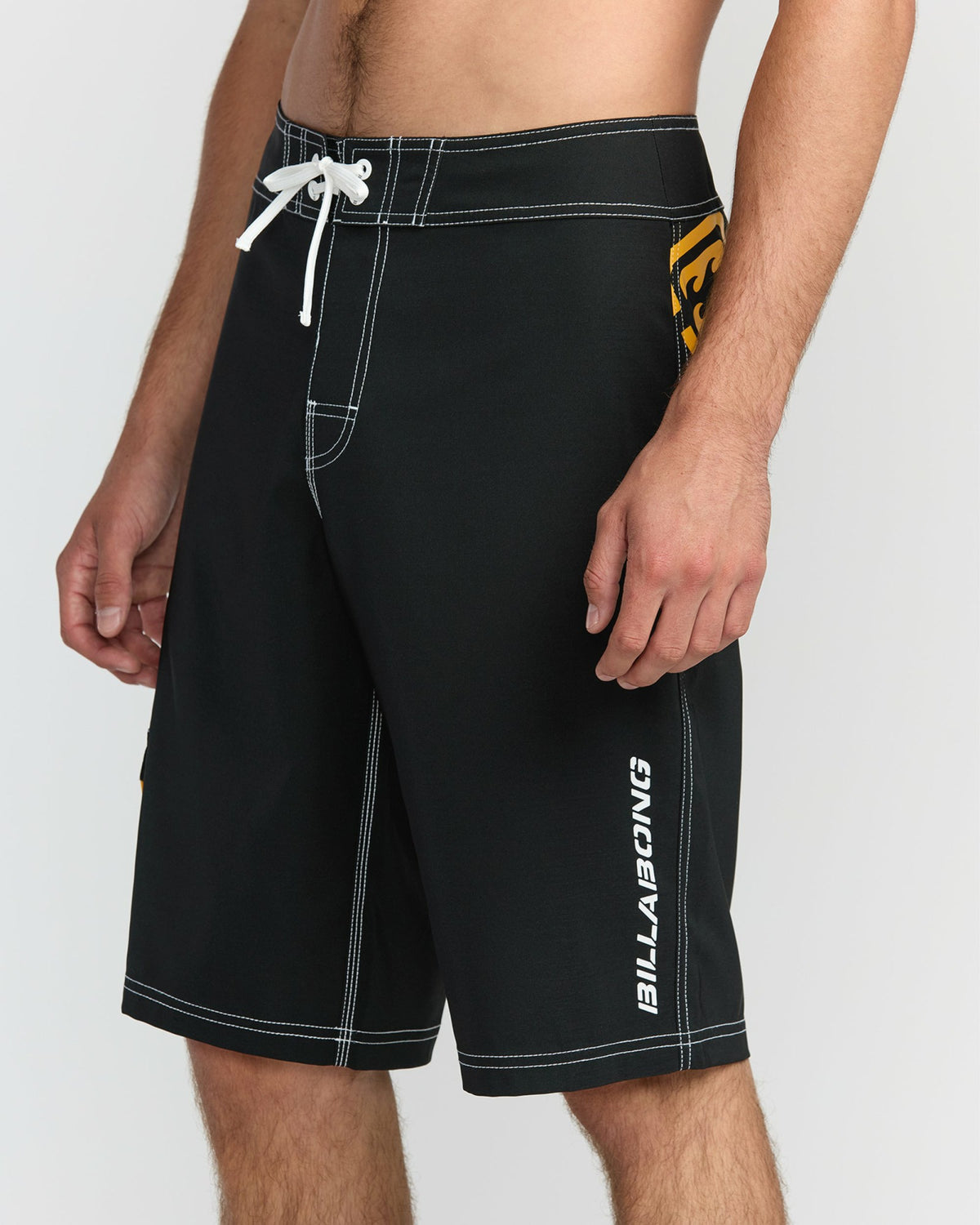Billabong Men's Bracket Pro 21\" Boardshorts - Black