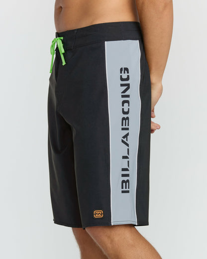 Billabong Men's Spec 73 D Bah 2.0 Pro 20\" Boardshorts - Black