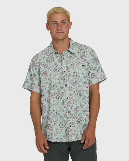 Billabong Men's Sundays Lounge Short Sleeve Woven Shirt - Mist Green