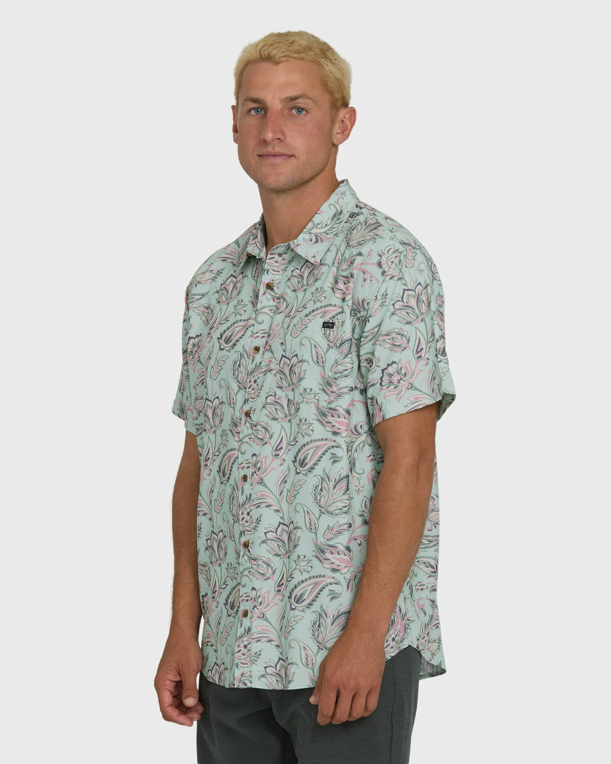 Billabong Men's Sundays Lounge Short Sleeve Woven Shirt - Mist Green