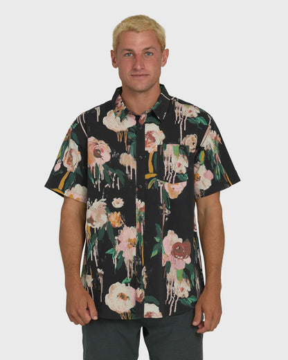 Billabong Men's Sundays Short Sleeve Woven Shirt - Black