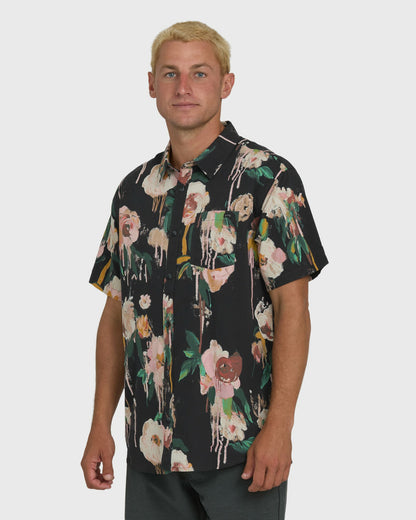 Billabong Men's Sundays Short Sleeve Woven Shirt - Black