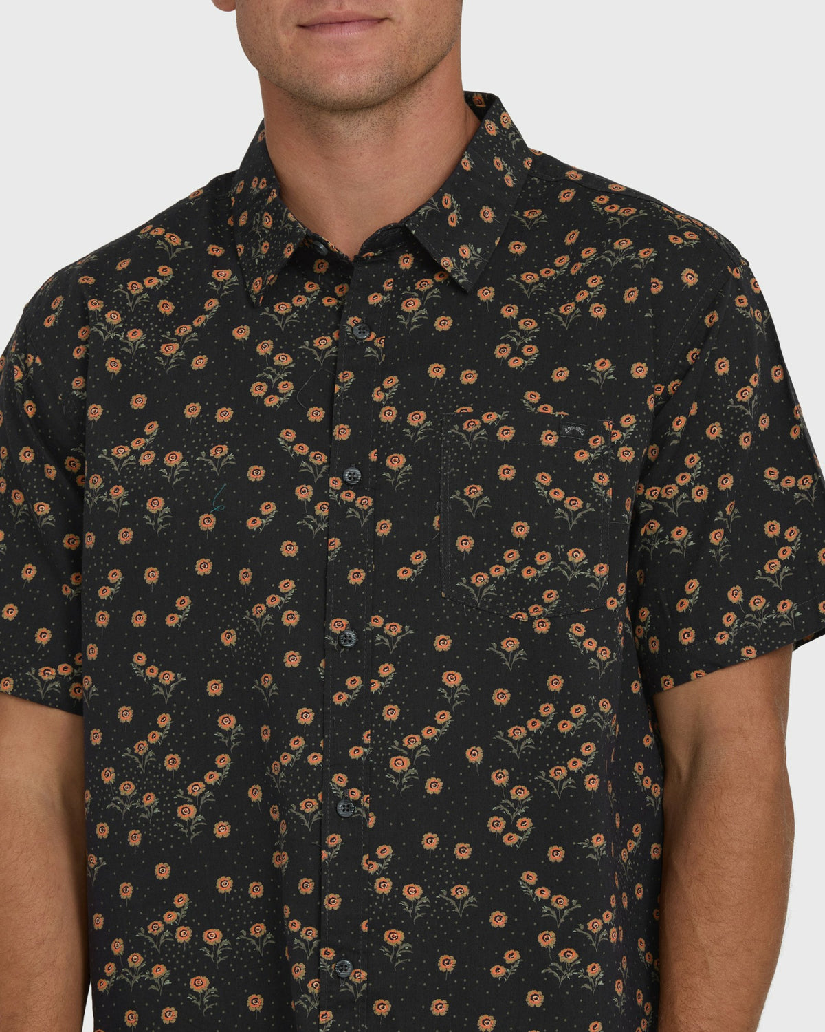 Billabong Men's Sundays Mini Short Sleeve Woven Shirt - Black