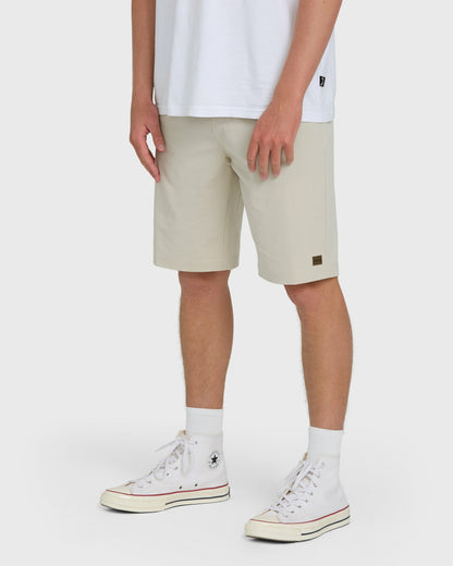 Billabong Men's Crossfire Submersible 21\" Hybrid Shorts - Oatmeal
