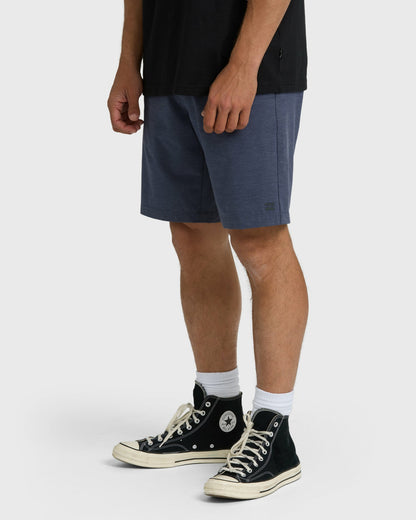 Billabong Men's Primary Submersible 18\" Hybrid Shorts - Graystone