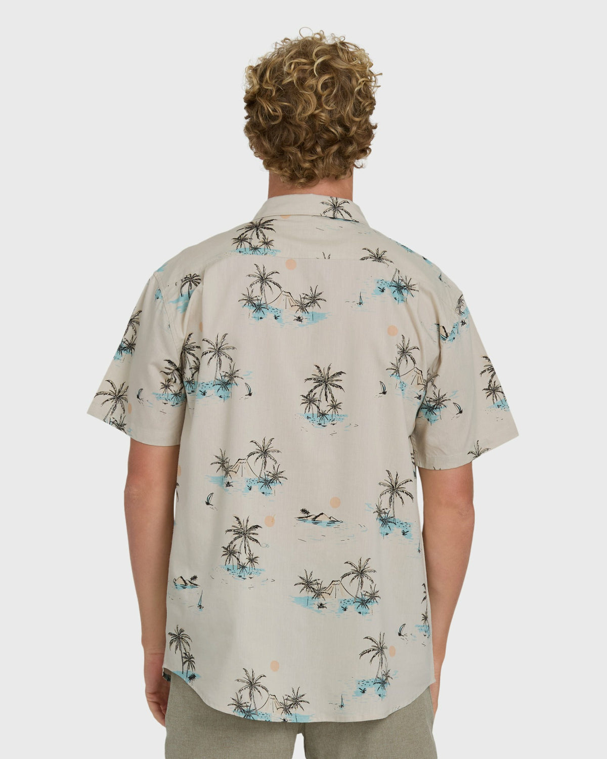 Billabong Men's Sundays Short Sleeve Woven Shirt - Fog