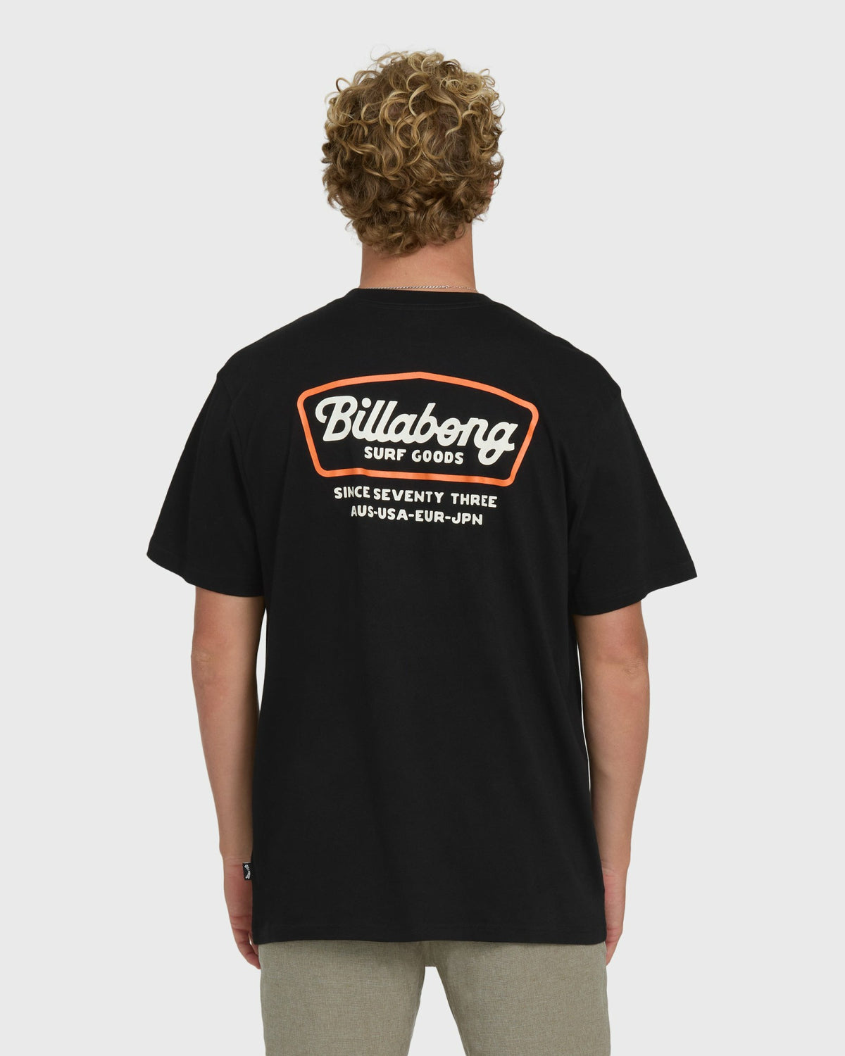 Billabong Men's Off Duty Premium Short Sleeve Knit T-Shirt - Black