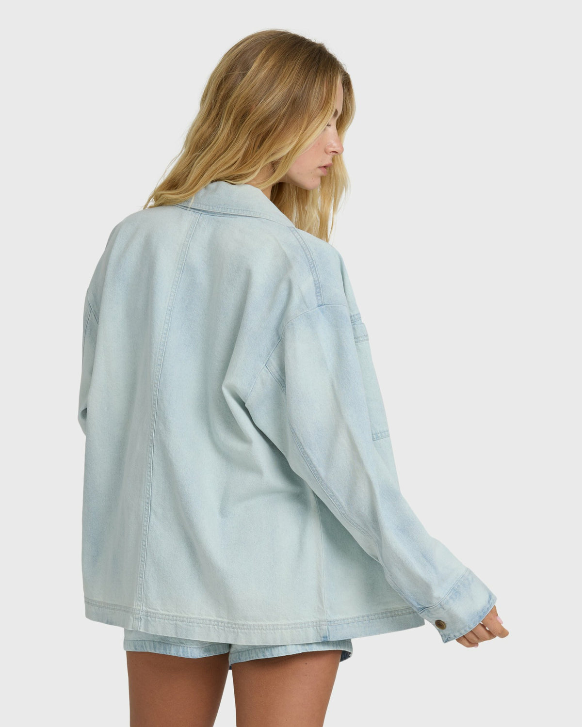 Billabong Women's Jade Saltwashed Long Sleeve Woven Top - Blue Mist