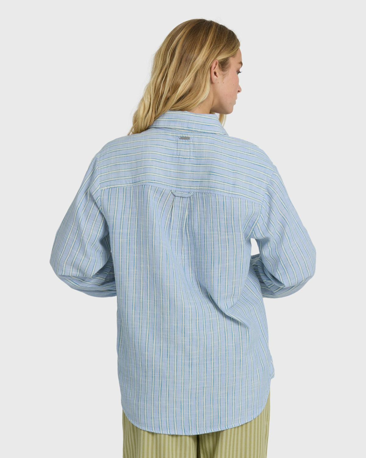 Billabong Women's Wanderer Long Sleeve Woven Top - Twilight Blue