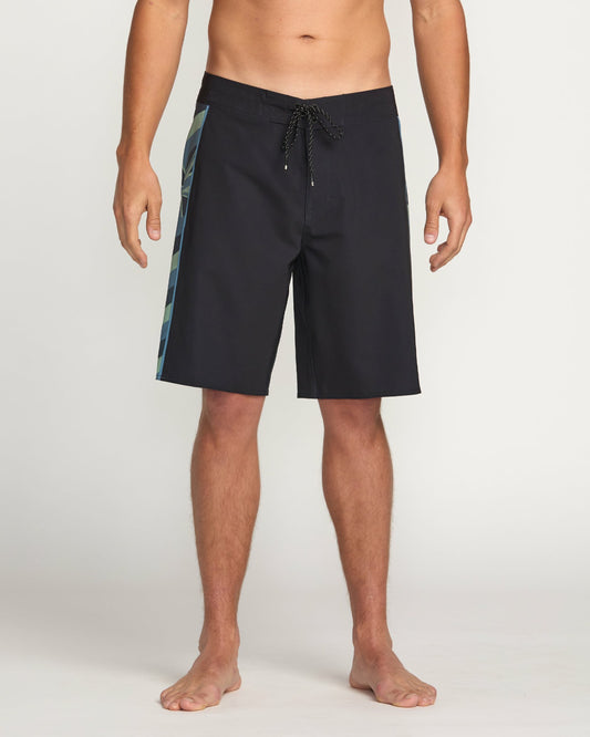 Billabong Men's D Bah 2.0 Hi Pro Performance 19\" Boardshorts - Washed Black