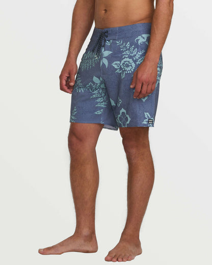 Billabong Men's Good Times Pro Performance 18\" Boardshorts - Blue Fog