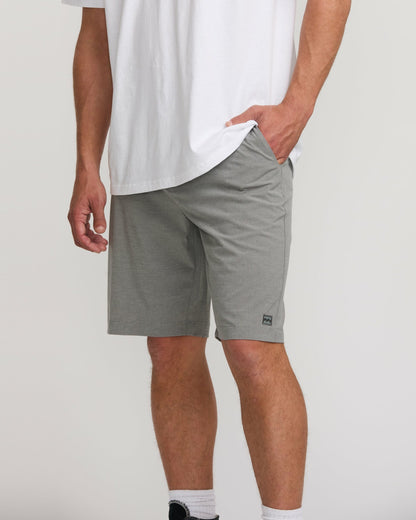 Billabong Men's Crossfire Submersible 21\" Hybrid Shorts - Gray