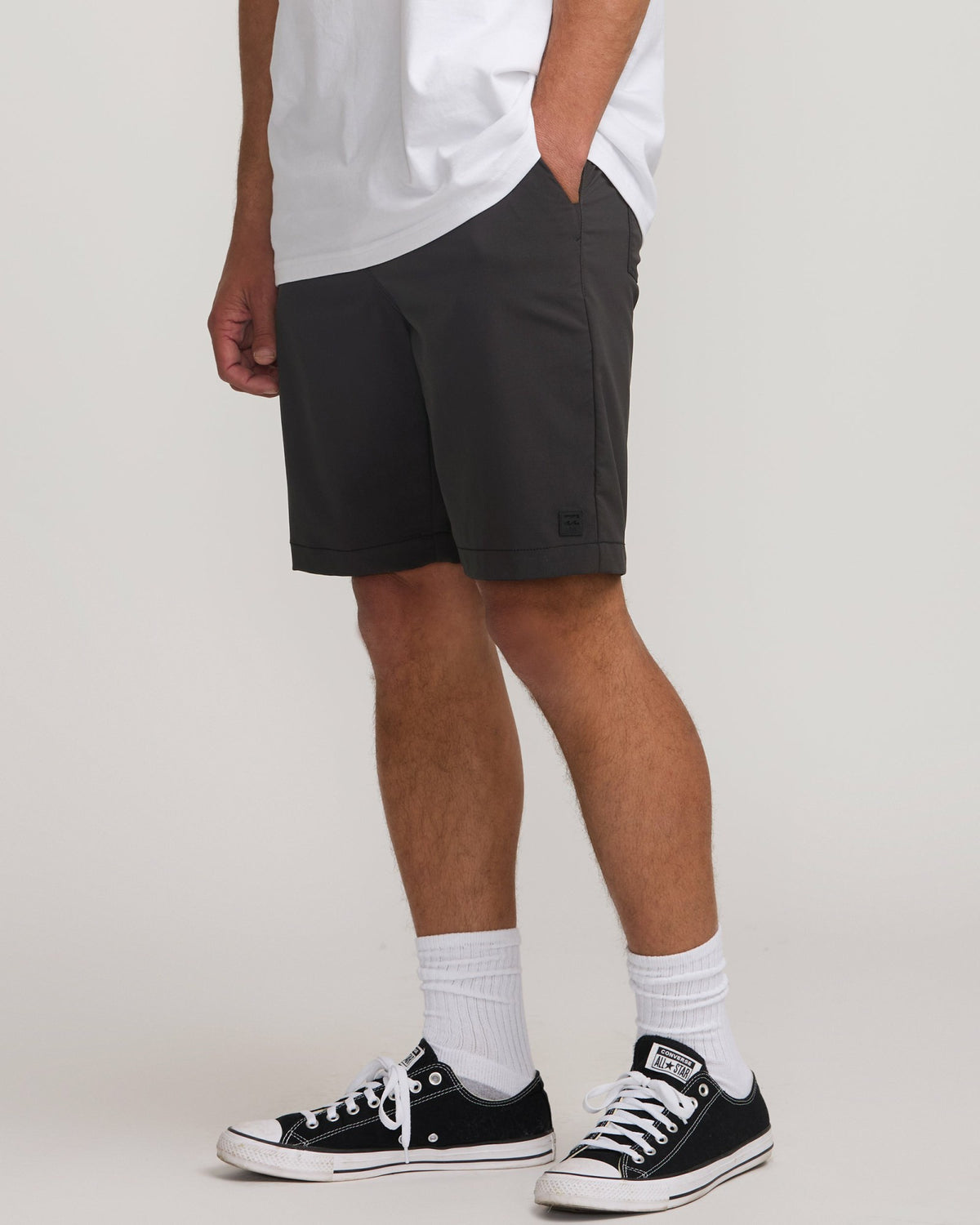 Billabong Men's Surftrek Journey 20\" Hybrid Shorts - Black