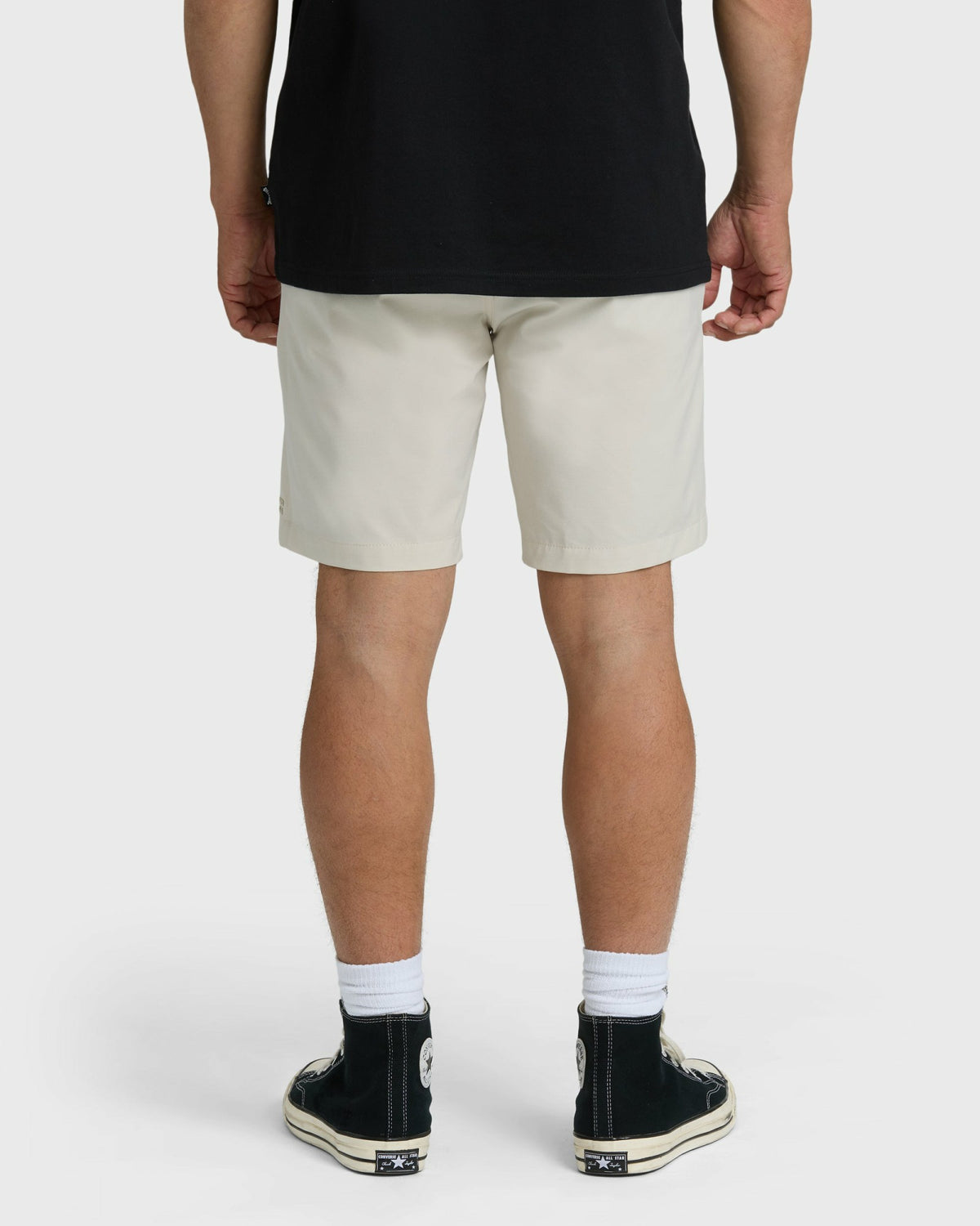 Billabong Men's Primary Submersible 18\" Hybrid Shorts - Oatmeal