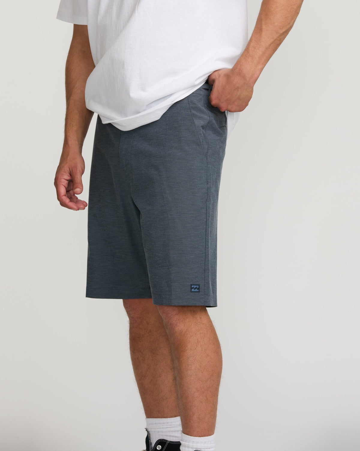 Billabong Men's Crossfire Submersible 21\" Hybrid Shorts - Navy