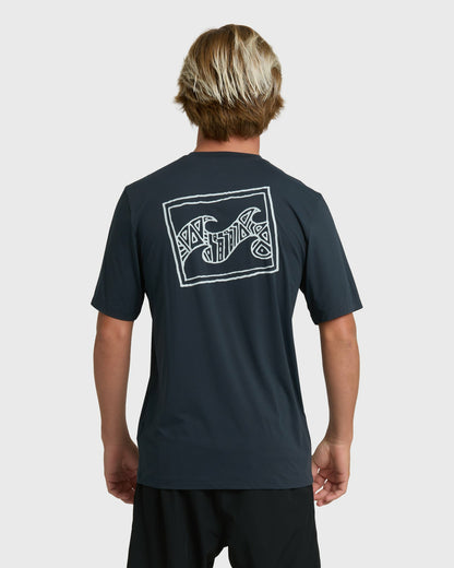 Billabong Men's Crayon Wave Loose Fit Short Sleeve Surf Tee - Navy