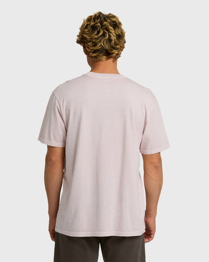 Billabong Men's Essential Pocket Wave Washed Premium Short Sleeve T-Shirt - Dusty Purple