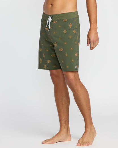 Billabong Men's Sundays Pro Performance 19\" Boardshorts - Military