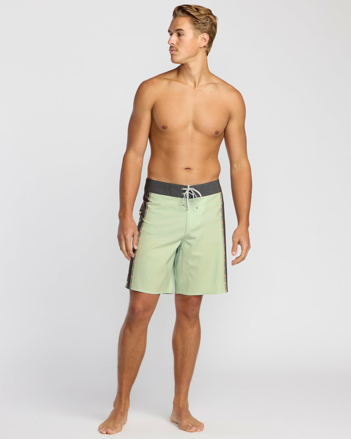 Billabong Men's Sundays Airlite 19\" Boardshorts - Green Ash