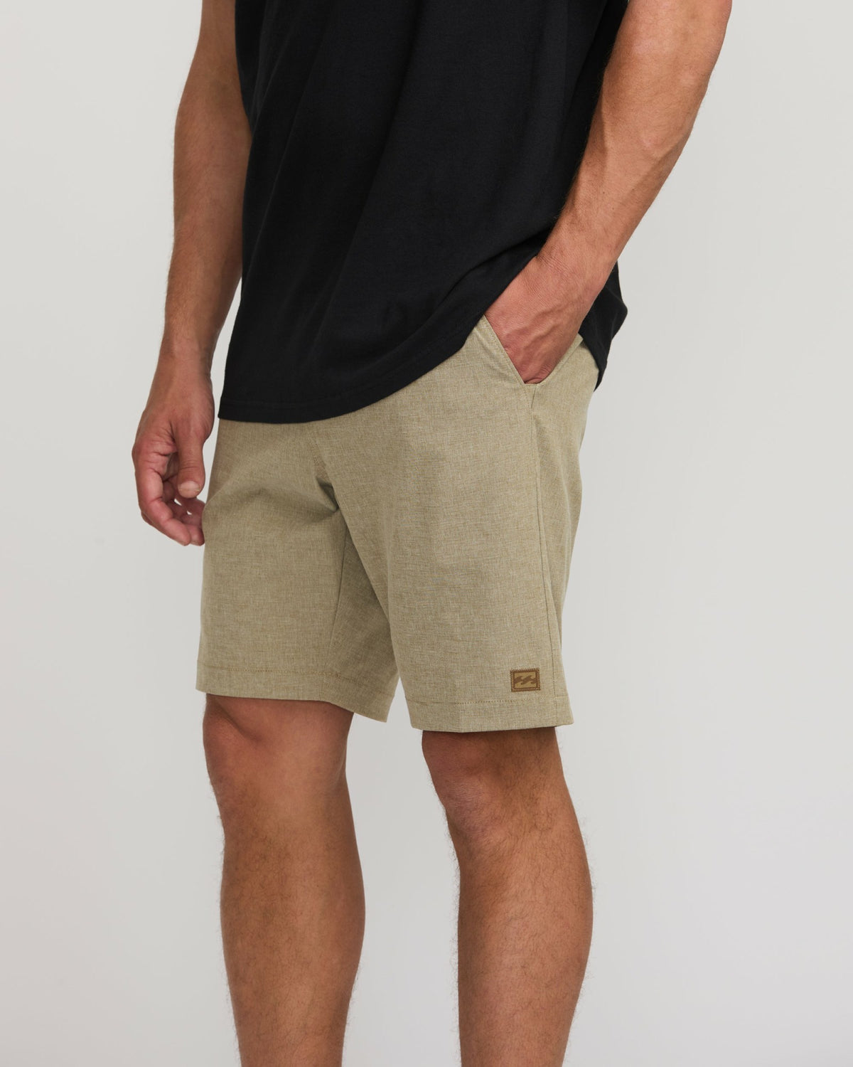 Billabong Men's Crossfire Submersible 19\" Hybrid Shorts - Khaki