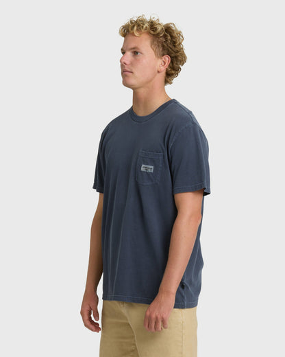 Billabong Men's Essential Pocket Wave Washed Premium Short Sleeve T-Shirt - Graystone