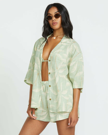 Billabong Women's Beach Side Printed Short Sleeve Shirt - Pistachio
