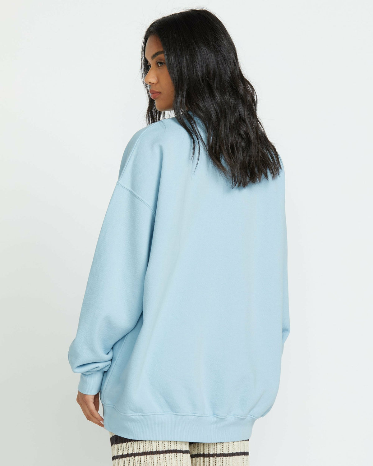 Billabong Women's Ride In Crew Sweatshirt - Washed Chambray