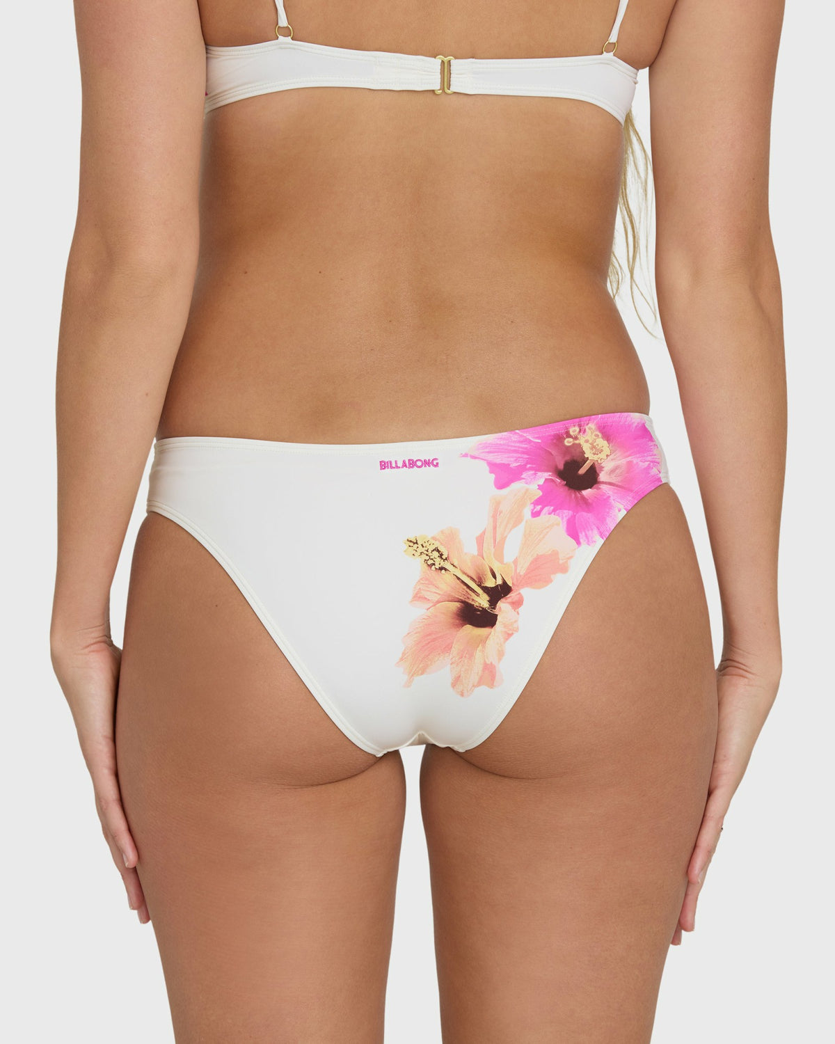 Billabong Women's Sunny Shore Bondi Medium Bikini Bottom - Salt Crystal